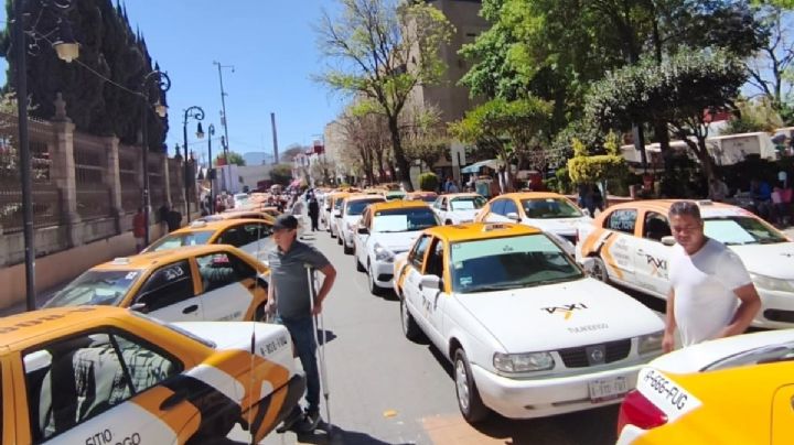 Tarifas de taxis en Hidalgo a revisión, Semoth analiza taxímetros o actualizar tarifarios