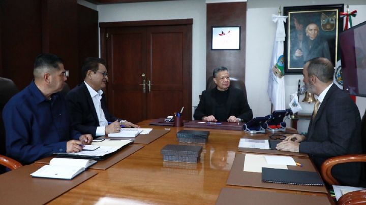 Descubren túnel huachicolero en Pachuca; detienen a 8 y recuperan 4 mil litros de combustible