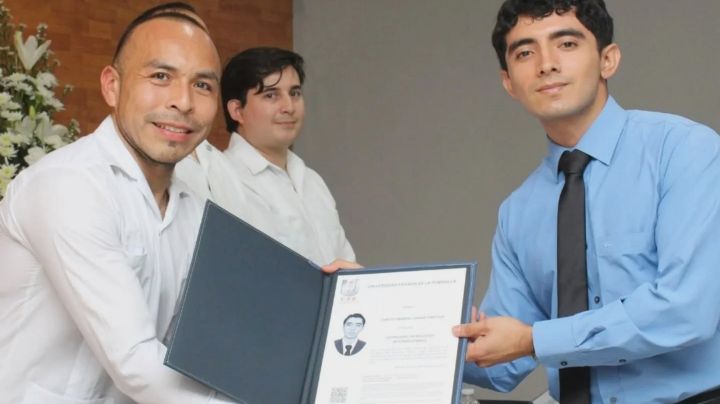 Hidalgo da hasta 3 mil pesos para gastos de título universitario; así el apoyo