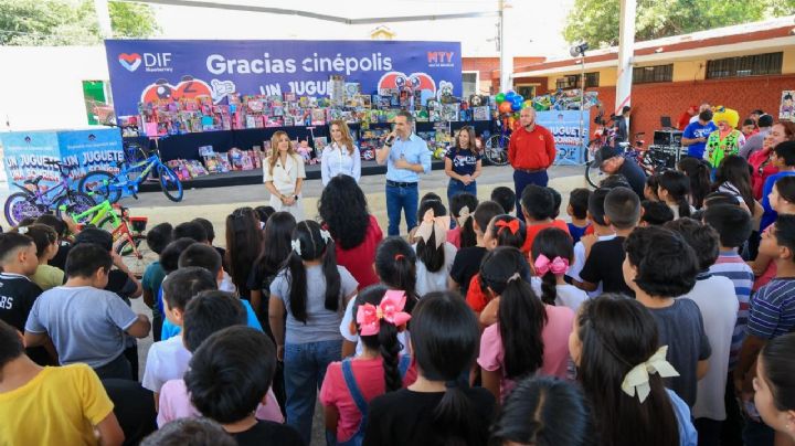 Arranca  DIF Monterrey  entrega de regalos del programa  “Un juguete, una sonrisa”