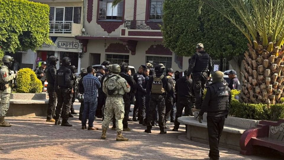 Versiones extraoficiales vinculan las detenciones con investigaciones de la PGJEH sobre posibles nexos con actividades delictivas.