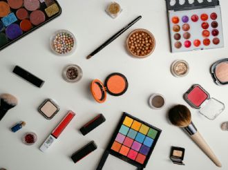 ¿Buscas maquillaje barato en CDMX? Habrá venta con descuentos de hasta el 80%