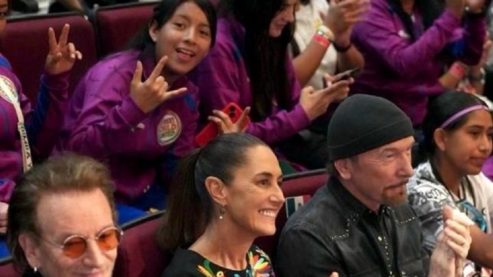Claudia Sheinbaum aparece junto a U2 en la Street Child World Cup 2026 realizada en México