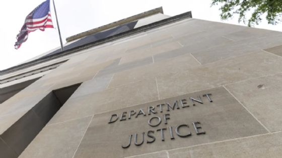 Departamento de Justicia llama a acusar a políticos mexicanos de cualquier nivel