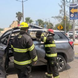 Explota tanque de gas dentro de camioneta en Dos Lomas, Veracruz; esto sabemos