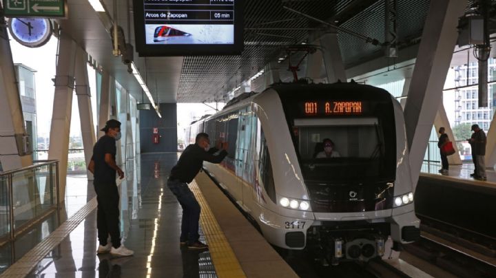 Transporte público de Guadalajara mueve al doble de población que el de Monterrey