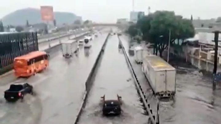 Lluvias colapsan la autopista México-Puebla; reportan tráfico y encharcamientos en Chalco