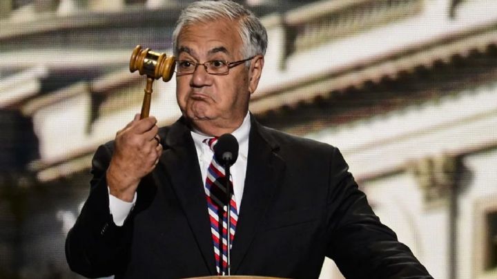 Él fue Barney Frank: pionero LGBTQ+ que desafió a Wall Street y a EU