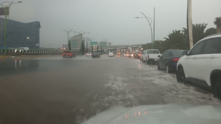 Lluvia con granizo colapsa Pachuca: inundaciones, tráfico, Galerías anegado y más