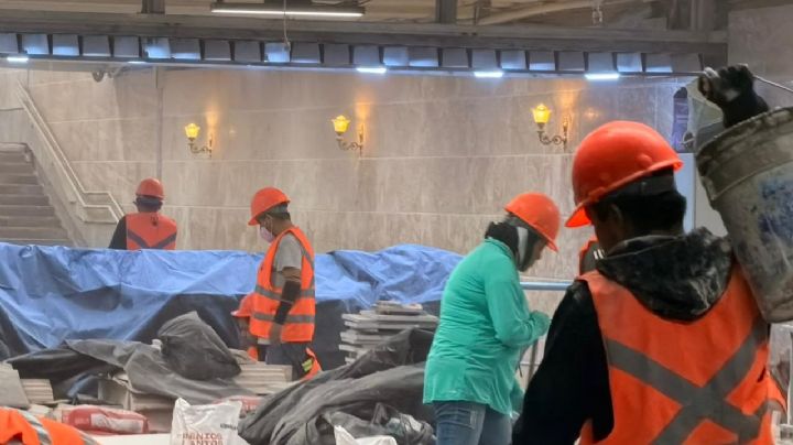 Metro Hidalgo Línea 2: obras a marchas forzadas y nuevas lámparas y candelabros dorados