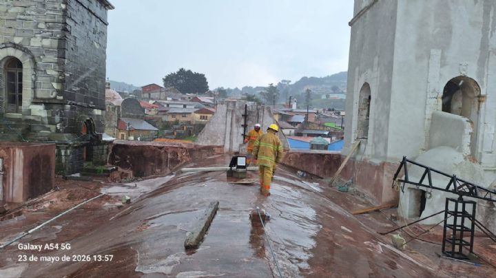 Tormenta eléctrica en Real del Monte: Rayo causa destrozos en iglesia emblemática
