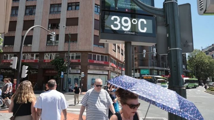 Europa vive ola de calor sin precedentes y Francia ya registra víctimas