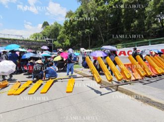 CNTE cierra ambos sentidos de Circuito Interior a la altura de Reforma