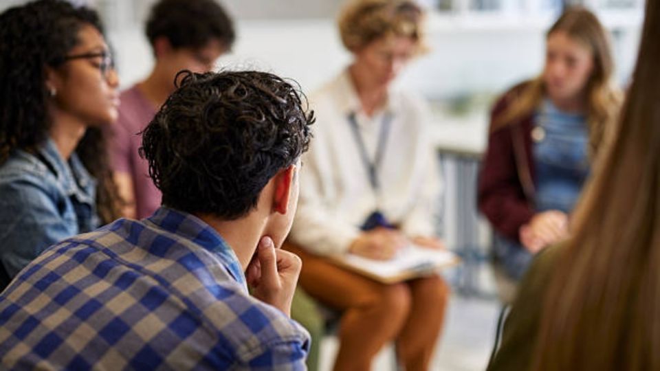 Autoridades conservadoras sostienen que las universidades han privilegiado durante años enfoques progresistas