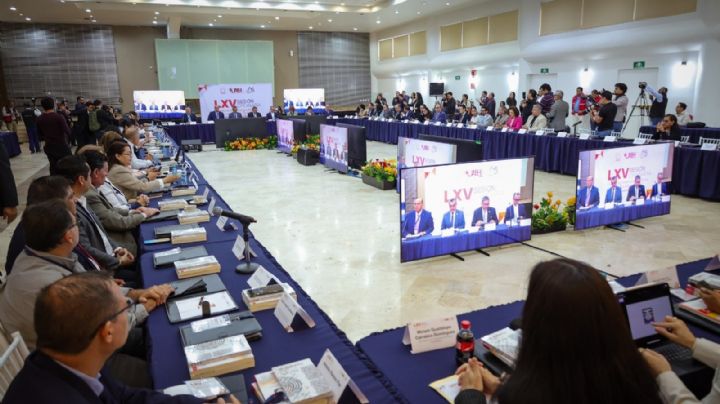 Preocupan deserción, falta de recursos e inteligencia artificial en universidades del país