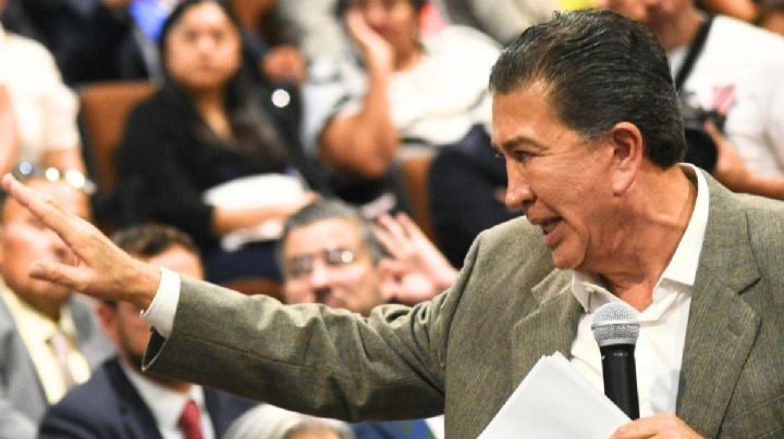 Héctor Yunes Landa renuncia al PRI tras 45 años de militancia