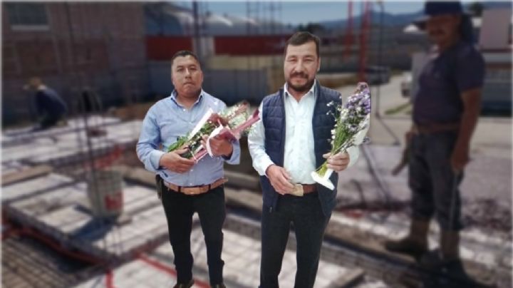 “Con nuestras manos levantamos ciudades”: albañil celebra el Día de la Santa Cruz