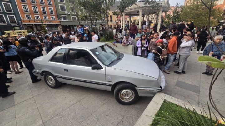 Una maceta salva a pachuqueños de ser atropellados en el Reloj; esto se sabe | FOTOS
