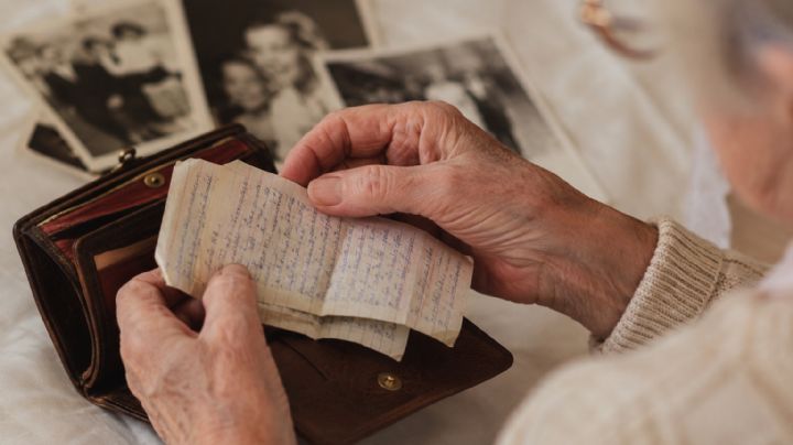 La carta más simple de un hijo se vuelve el tesoro más preciado de una madre