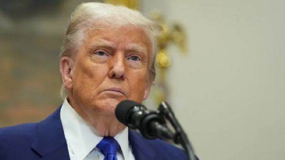 Trump endurece control financiero en EU; indocumentados, sin margen para envío de remesas