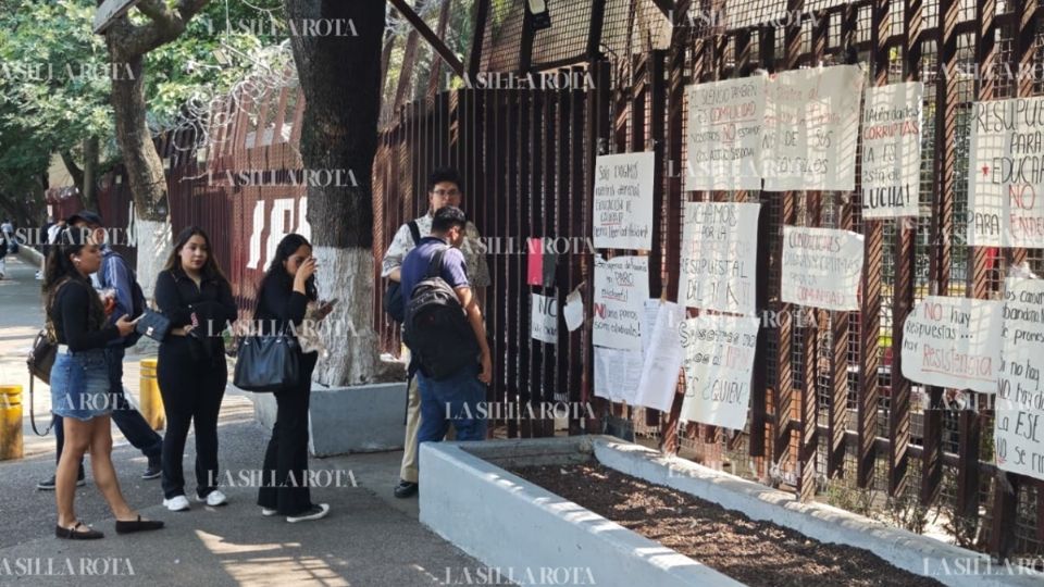 Otro de los conflictos que tiene el IPN es el enfrentamiento con la Fundación Politécnico, que presentó una demanda penal en noviembre contra el instituto, por irregularidades administrativas