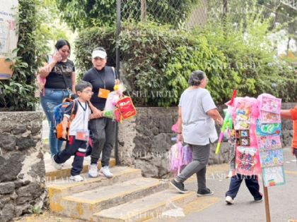 “Es una locura terminar el ciclo escolar”: padres rechazan recorte escolar