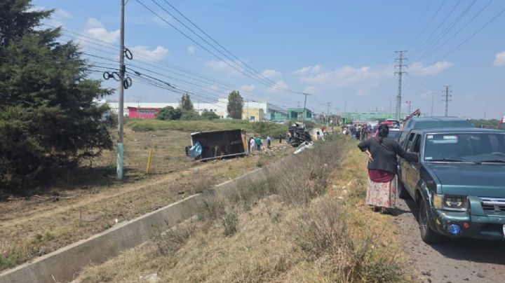 Caos en la 'Bajada de la Muerte': Camión provoca accidente y deja tres heridos