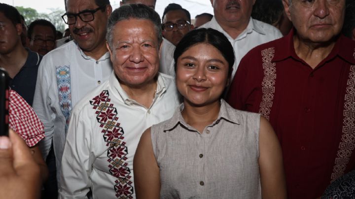 Reconocen labor de maestras hidalguenses; Menchaca y SNTE