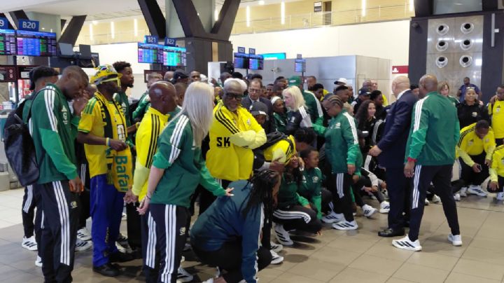 ¡Bafana Bafana en camino! El equipo sudafricano ya vuela para concentrarse en Pachuca