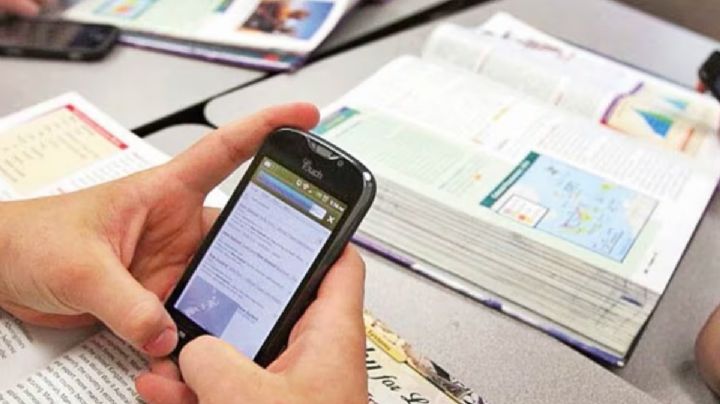 Diputada proponen regular el uso de celulares en primarias, secundarias y bachilleratos