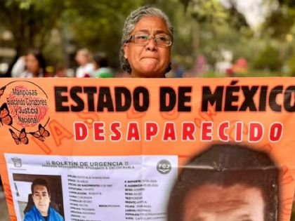 “A mi hijo le hubiera gustado ir al Mundial”; madres buscadoras marchan al Azteca