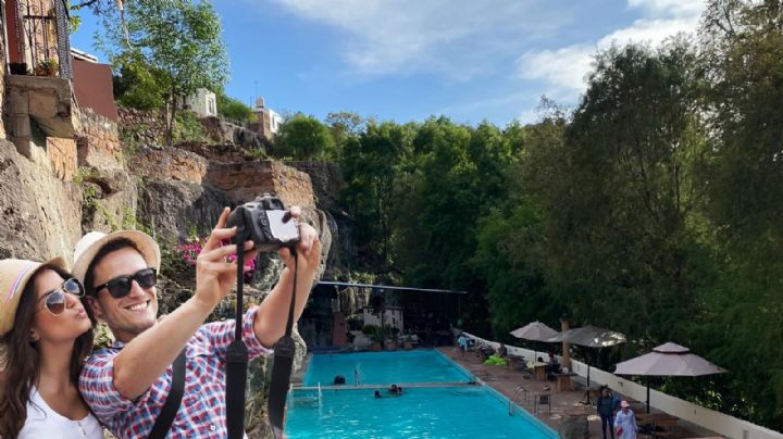 Este balneario de Hidalgo tiene emocionantes saltos y clavados a agua termal