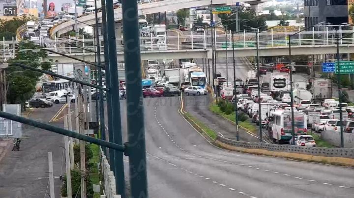Bloquean Ubers y Didi la entrada y salida de León hoy 12 de junio