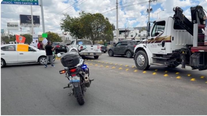 Conductores de plataformas bloquean bulevar Morelos en León; exigen regulación