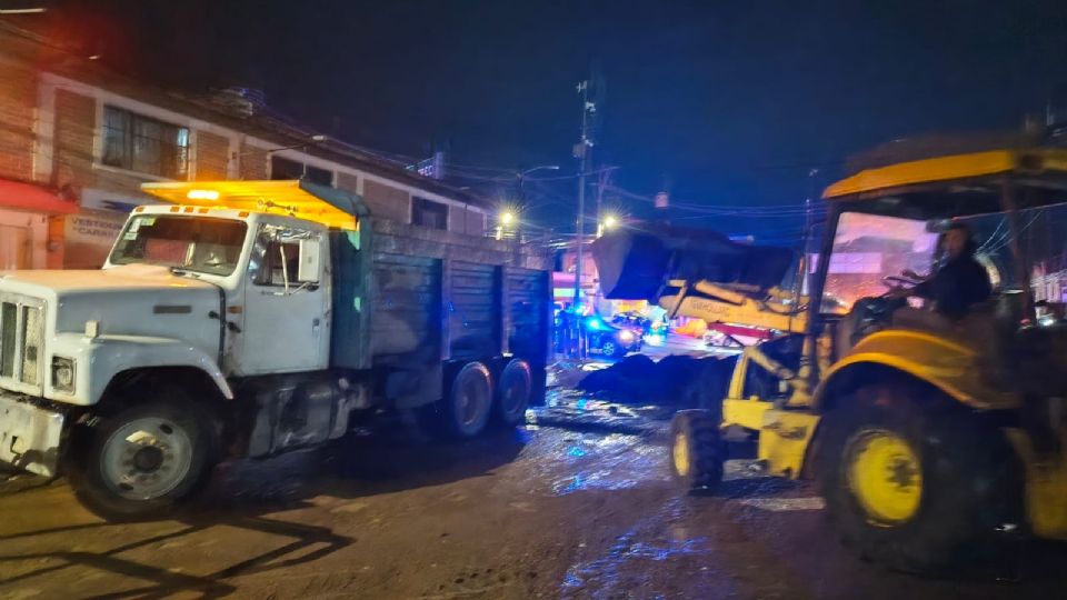 Autoridades ya trabajan en el retiro de escombros arrastrados por las lluvias