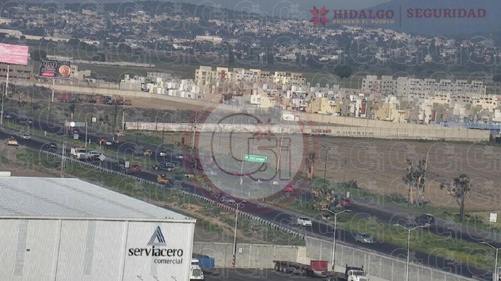 ¡Lunes con tráfico! Reportan carga vehicular en accesos a Pachuca