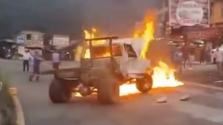 Carretera libre México-Toluca: pobladores queman autos de presuntos talamontes