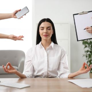 Daniel Esquenazi y el costo emocional de vivir acelerados: productividad, agotamiento y salud mental