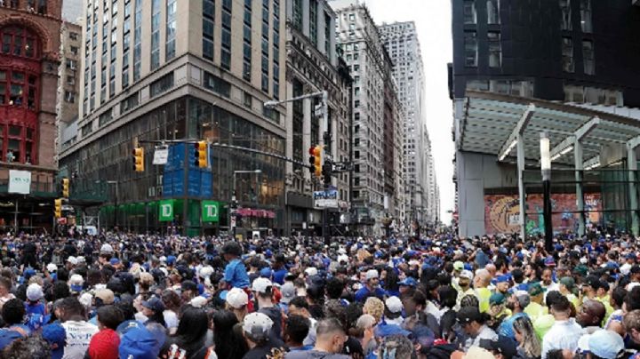 Desfile de celebración de los Knicks de NY en Manhattan acaba en balacera