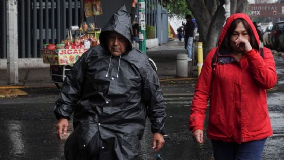 Activan doble alerta por lluvias en alcaldías de CDMX, prevén fuertes vientos e inundaciones