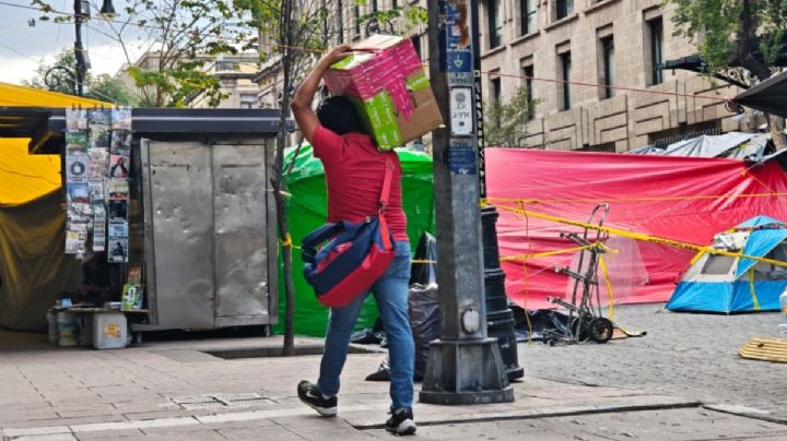 CNTE levanta plantón en CDMX; SEP niega pacto por 800 millones