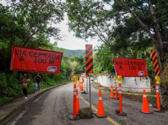 Lluvias golpean Huixquilucan: un muerto y derrumbe