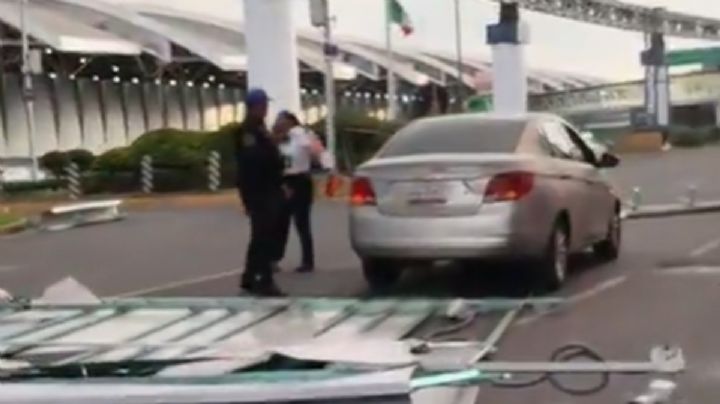 VIDEO: cae estructura de puente peatonal de terminal 1 del AICM