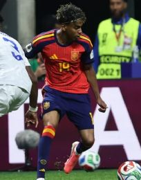 Foto descriptiva de: ¿A qué hora juega España? Dónde ver y pronósticos