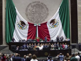 Diputados atoran juicios políticos por casi dos años