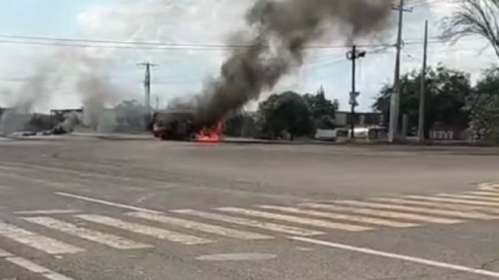 Bloqueo en la Celaya-Juventino Rosas; auto arde en la comunidad Yustis