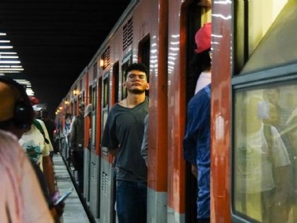 Metro y Metrobús de CDMX extienden su horario por partido de  México vs Chequia