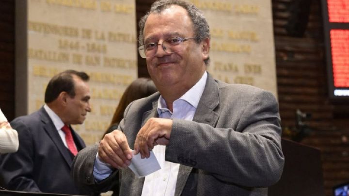 Diputado xalapeño Gilberto Herrera busca gubernatura de Querétaro por Morena y pide licencia