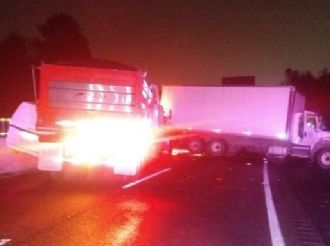 Choque de tráileres cierra la autopista México-Cuernavaca rumbo a CDMX