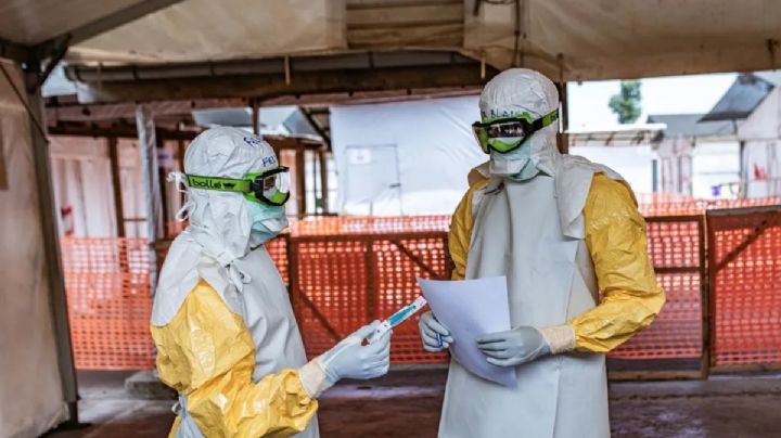 OMS: alerta internacional por contagios acelerados de ébola; enfermedad llega a Francia